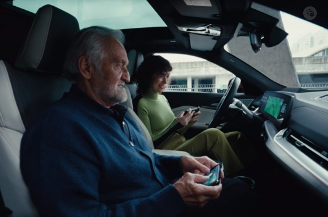 宝马展示新款X2：搭载新款娱乐系统 取消“鸡腿”换挡杆