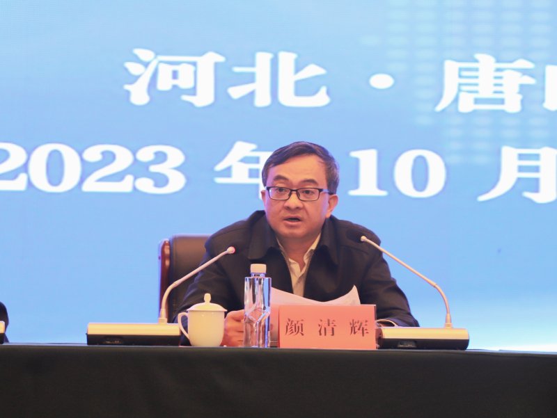 颜清辉指出,医保基金是人民群众的"看病钱""救命钱"