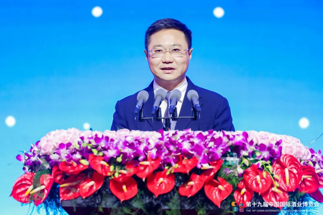 遵义市委副书记,市长黄伟