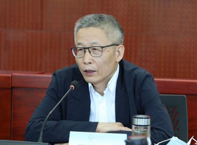 曾任北京世界园博会事务协调局常务副局长,北京市园林局城市绿化处副