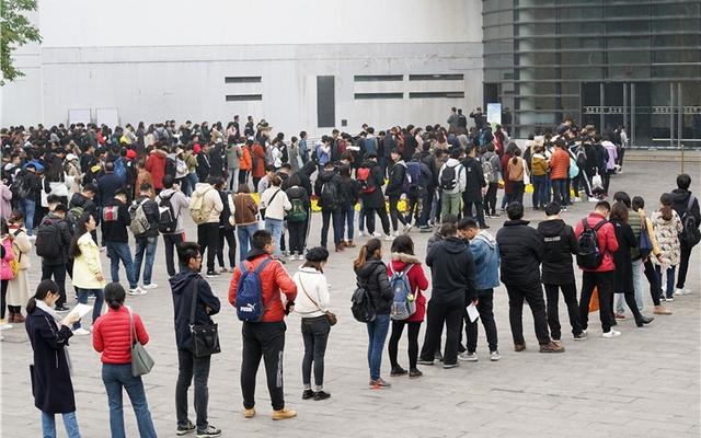 资料图 在南京林业大学考点