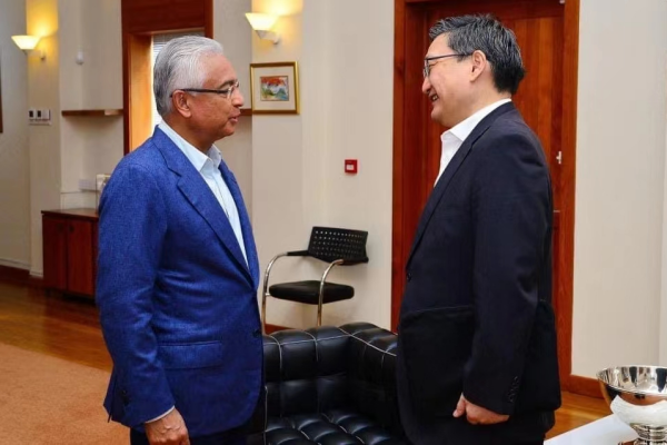 中国政府非洲事务特别代表刘豫锡访问毛里求斯_新浪财经_新浪网