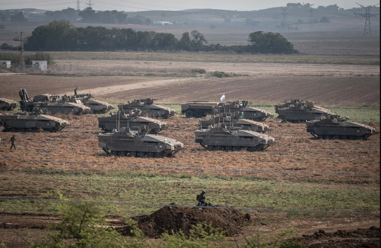 ▲以军坦克在加沙边境集中