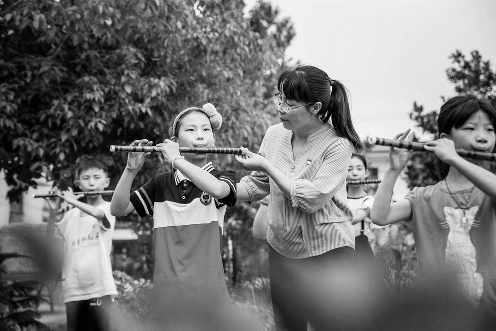 委员"妈妈"|周波_新浪财经_新浪网