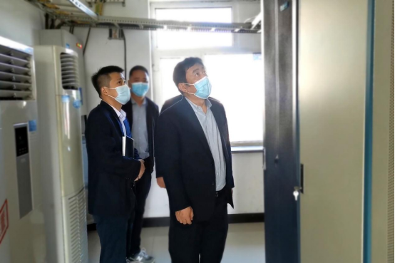 图1：党委书记勘查核心机房