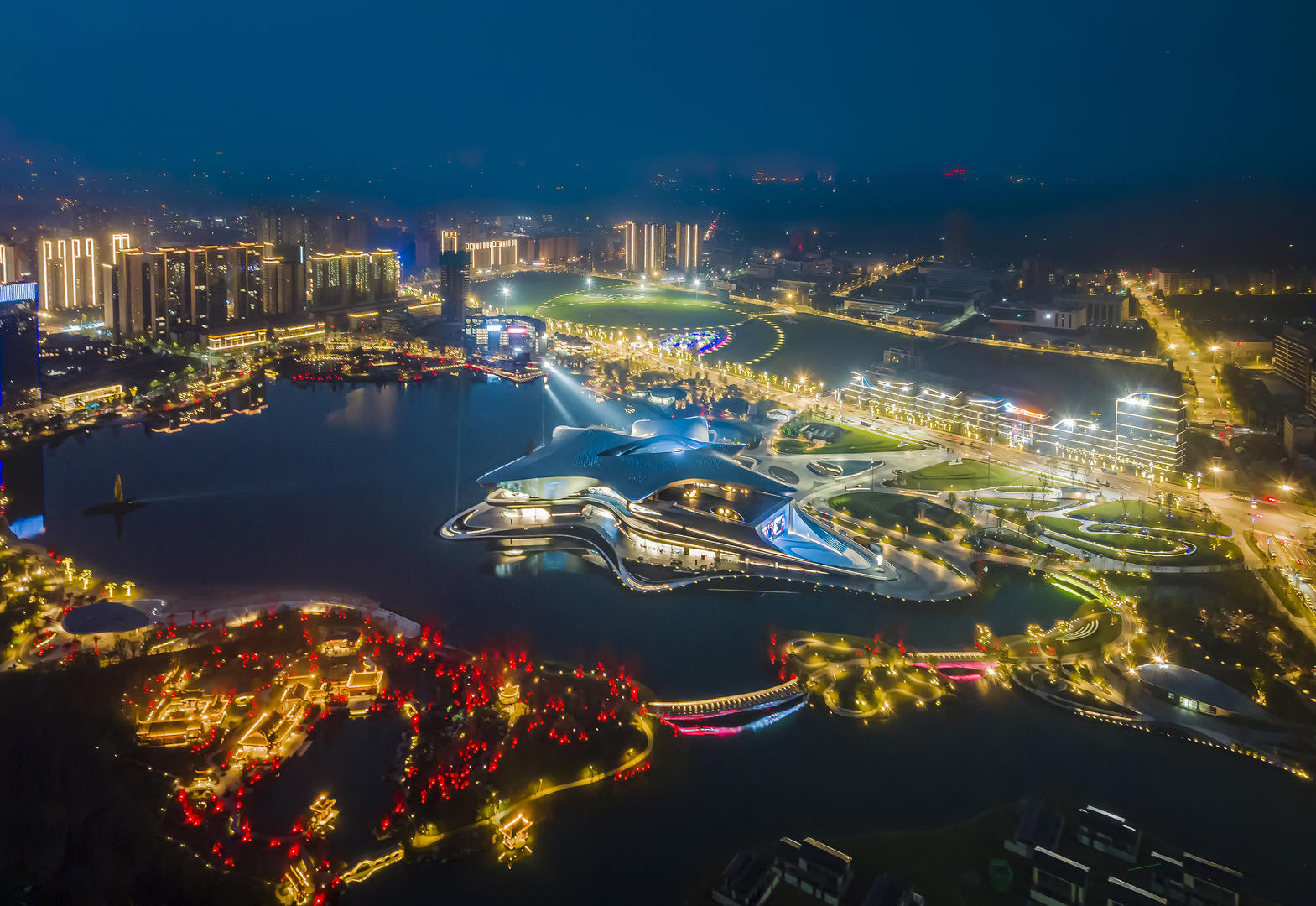 67评论丨在成都,真正遇见未来|成都市_新浪科技_新浪网