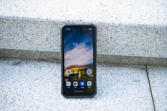 夜视防爆手机独家解读aoro遨游a27强悍功能背后的科技力量