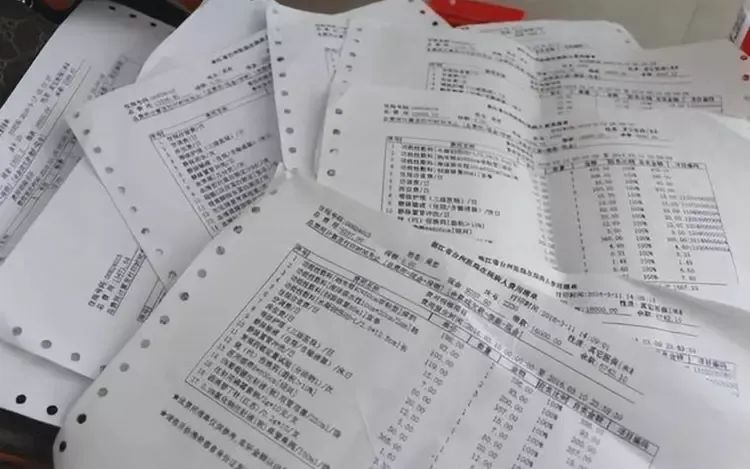 "恶魔医生"刘翔峰:割掉健康器官注射香油,往病人体内塞结石