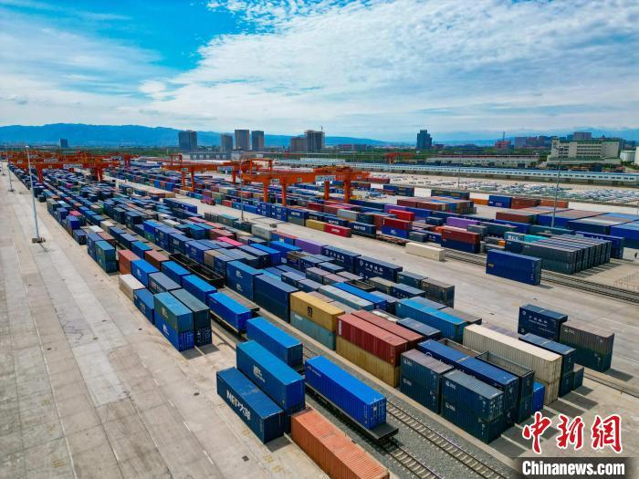 西安国际港务区自贸港口局 供图