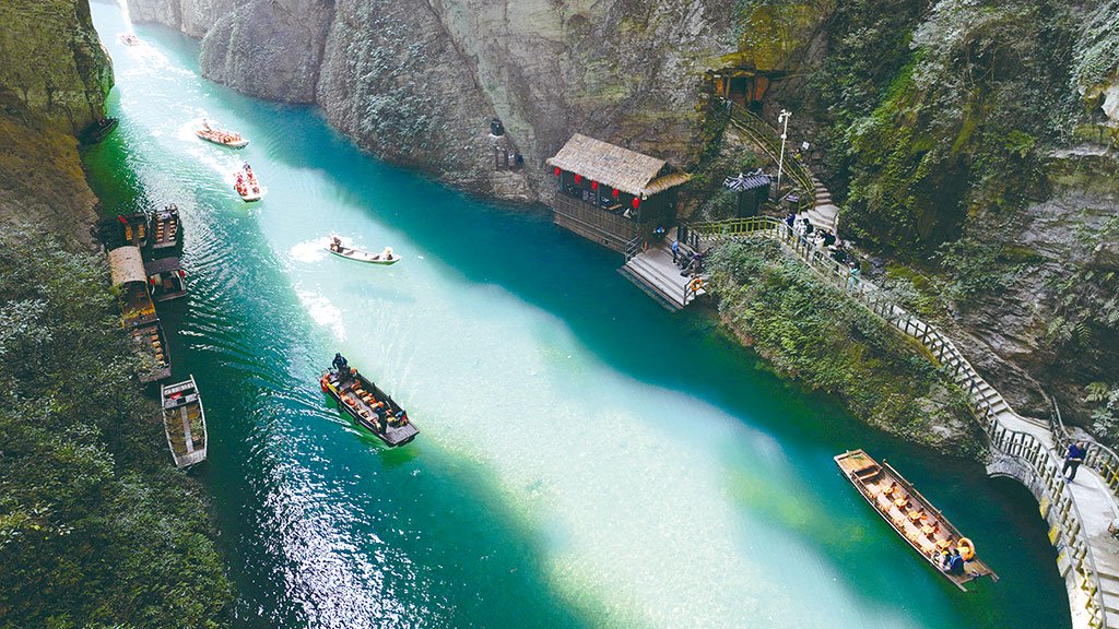 湖北省恩施土家族苗族自治州鹤峰县屏山旅游景区美如画卷_新浪财经
