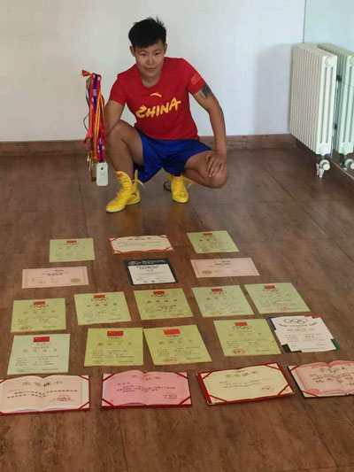 亚运会最受争议的一幕,揭开了运动员的最大困境!