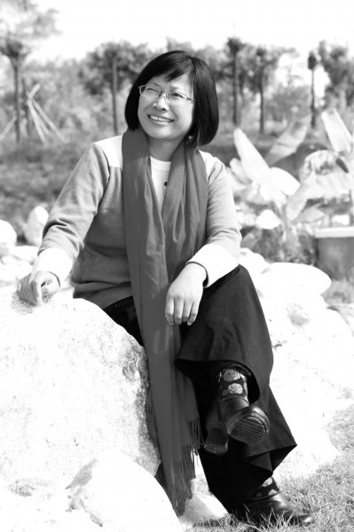 人物简介·张亚凌,陕西省第12批特级教师培养对象,中国作协会员