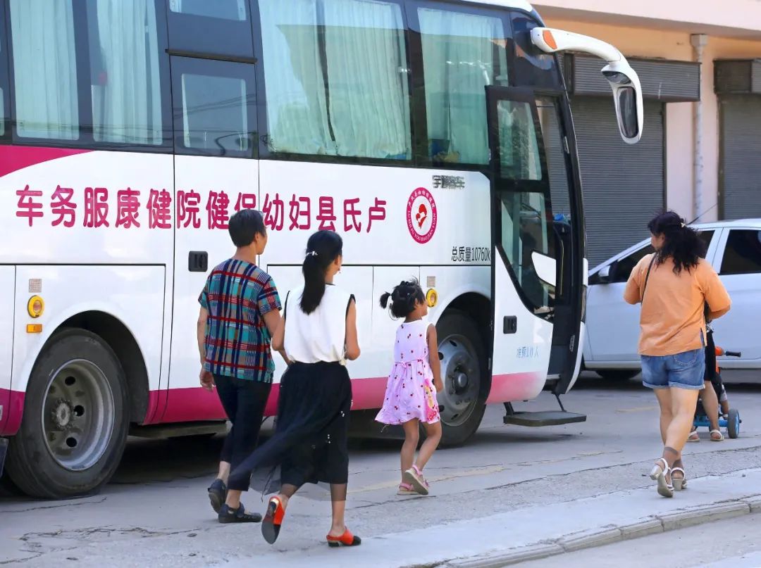 做手术台病床为什么她26岁确诊这一癌症，年轻女孩也要小心_https://www.jmylbn.com_新闻资讯_第8张