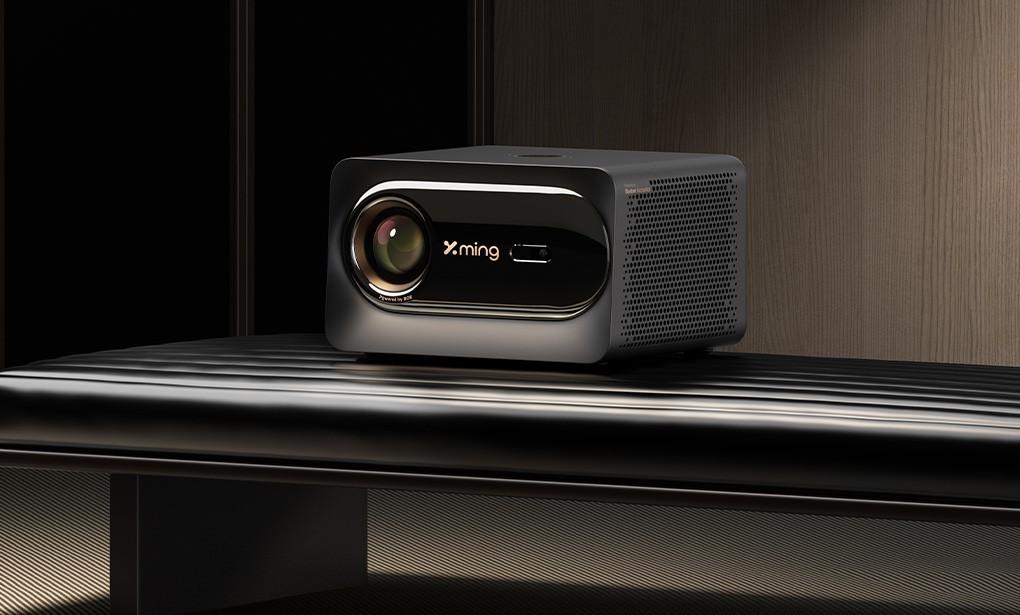 京东方全球首发定制lcd璨光高亮光机小明v1智能投影仪上市