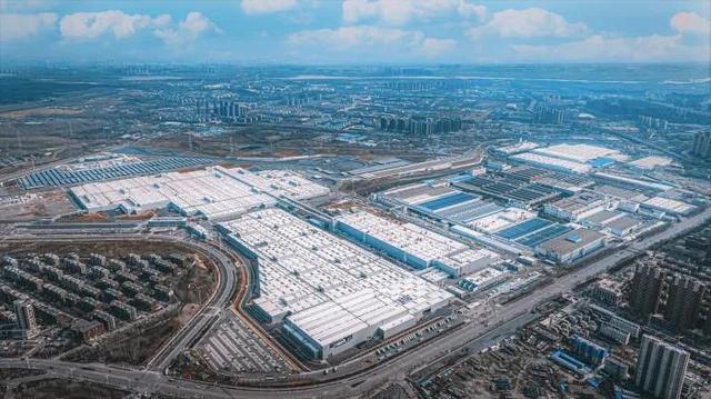 位于辽宁沈阳的华晨宝马大东工厂,这是其鸟瞰图.