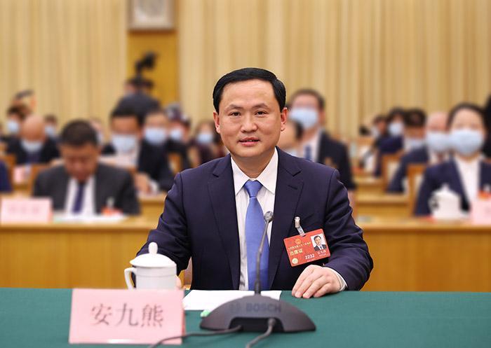 75后贵州黔东南州委书记安九熊任上被查