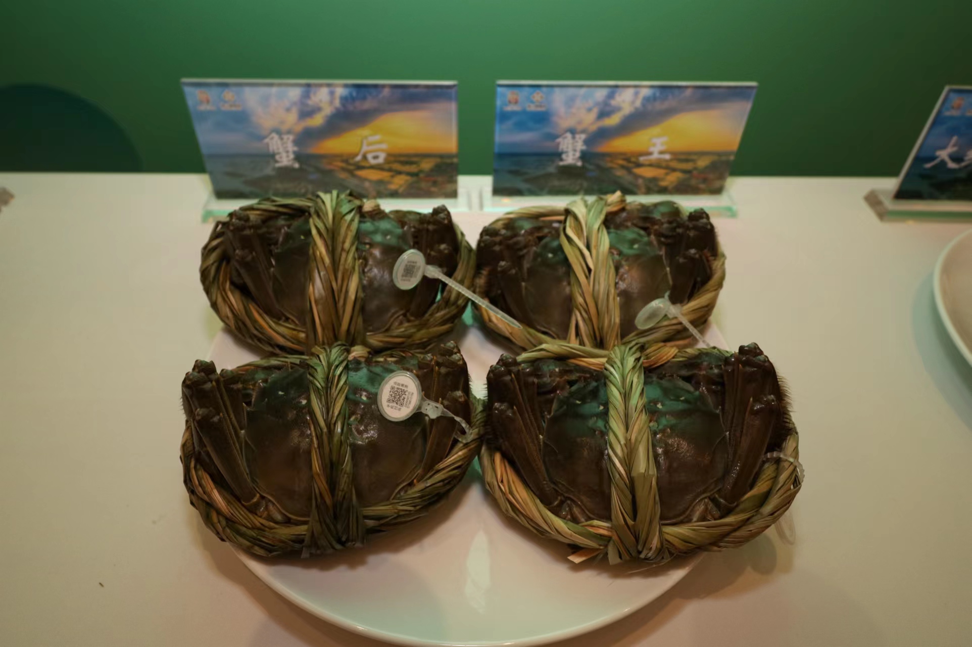 来自盐城大纵湖的品质好蟹.上海市商业联合会供图