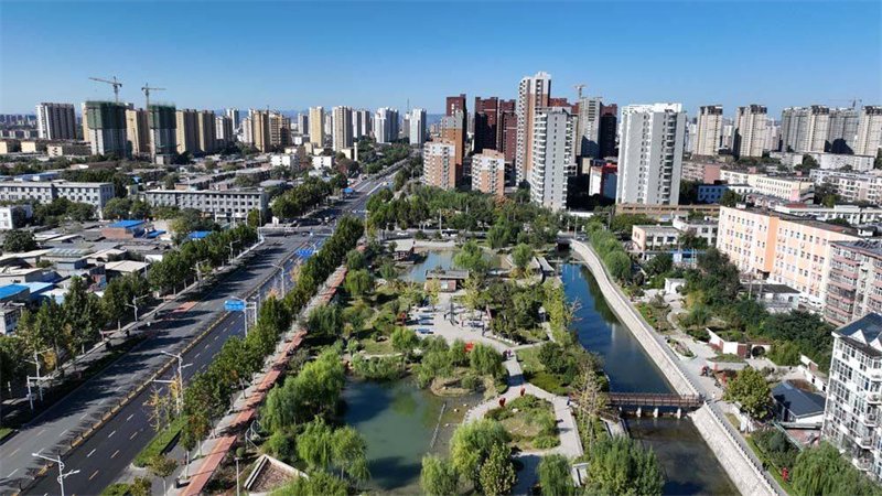 这是10月20日拍摄的邢台市围寨河公园(无人机照片).(陈雷摄)