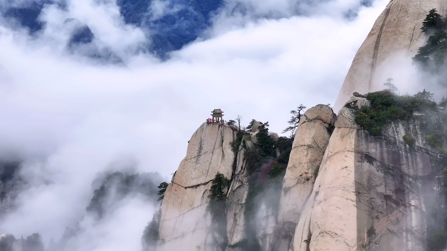 华山下棋亭云海景观