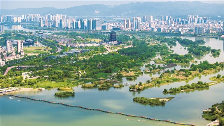 汉中市天汉湿地公园. (汉中市委宣传部供图)
