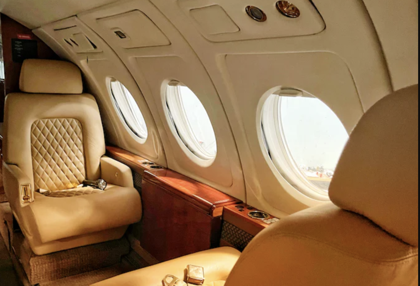 私人飞机魔咒:当顶级富豪们开始甩卖空中座驾