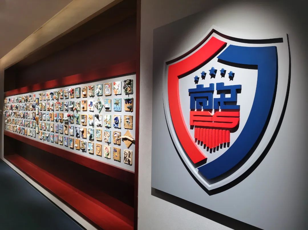 还记得你的第一张身份证照片