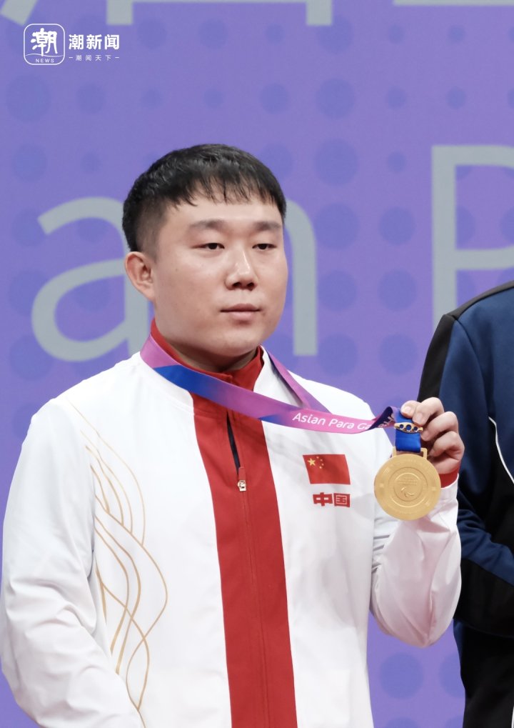 从汶川地震中走出的女孩,夺得杭州亚残运会乒乓球首金_新浪财经_新浪