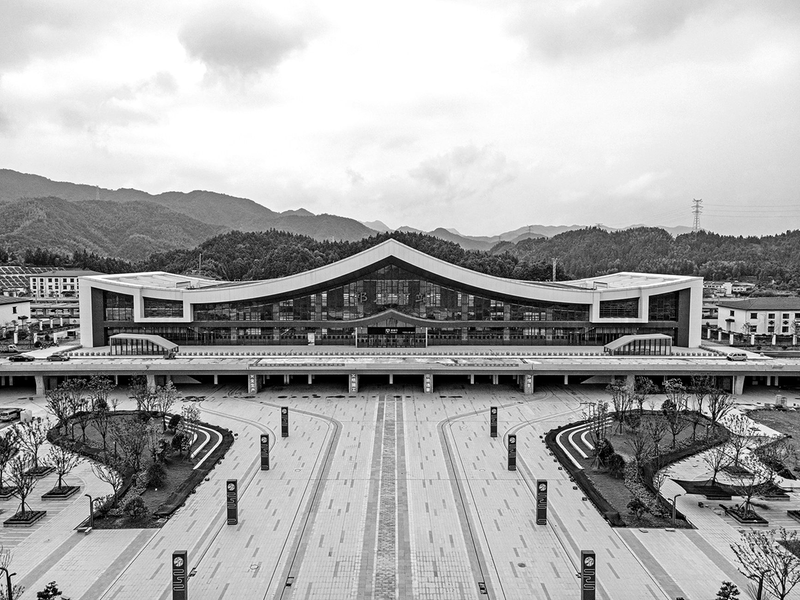 祁门南站.丁智鸿/摄