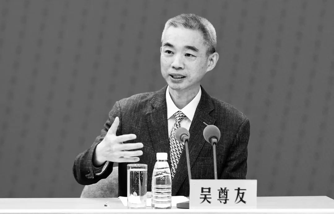 疫情期间确诊胰腺癌,中疾控发讣告:吴尊友同志丧事从简,不举行遗体