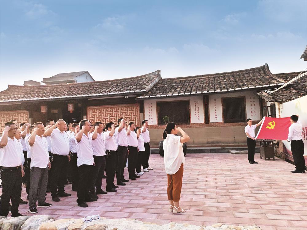 主题教育·为民办实事 尾坂村的美丽蜕变|仙游县_新浪财经_新浪网