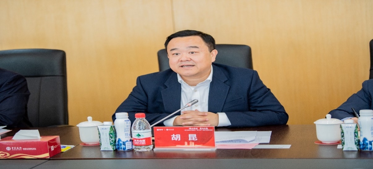 中国银行内蒙古自治区分行行长胡昆