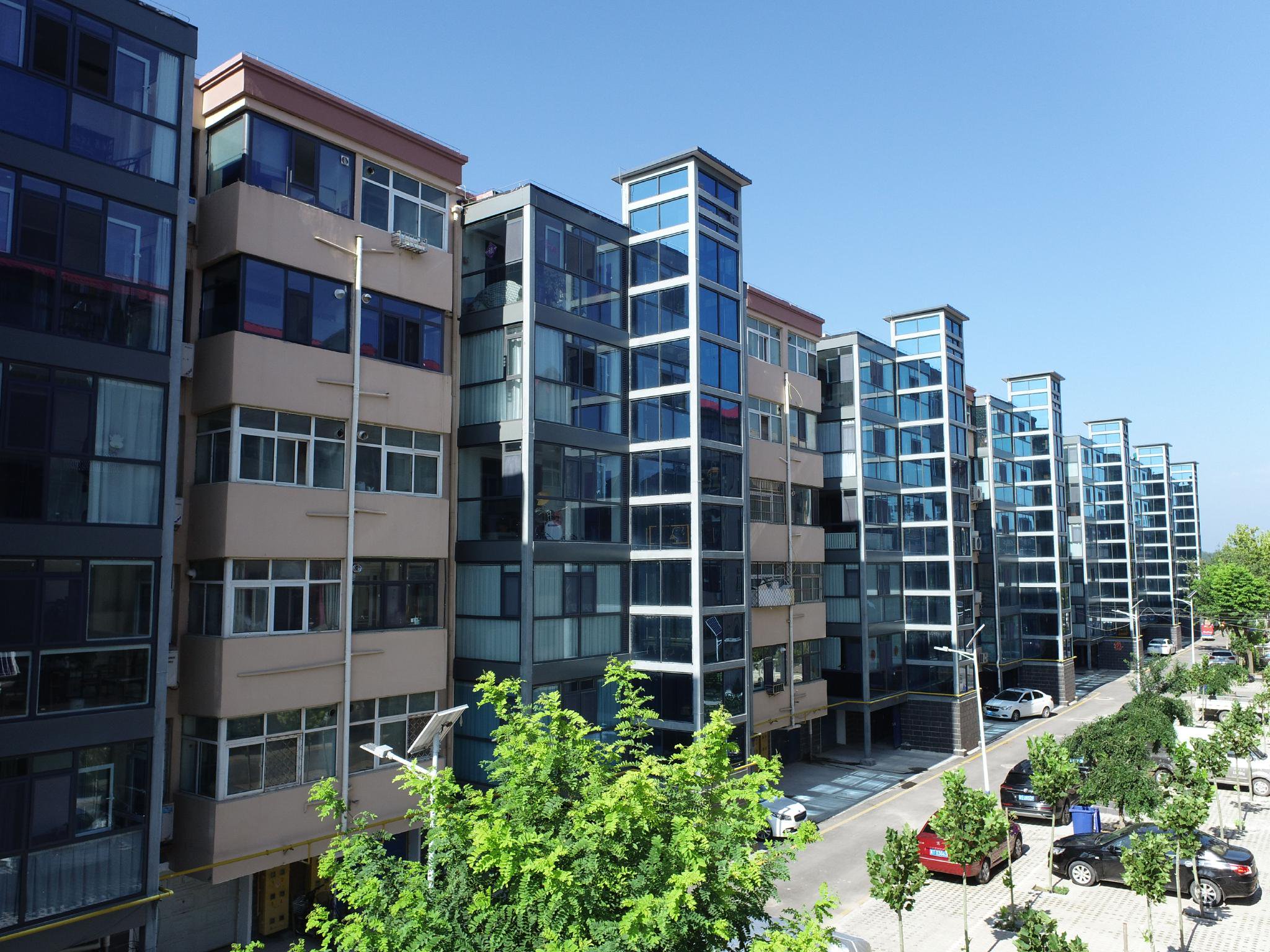 整体提升外墙立面新形象.