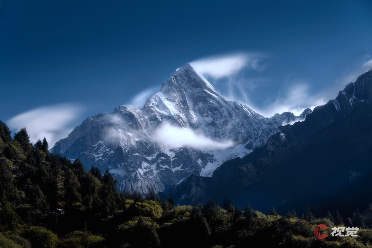 蜀山之后四姑娘山的幺妹峰&nbsp;川观拍客: 郑钰霖