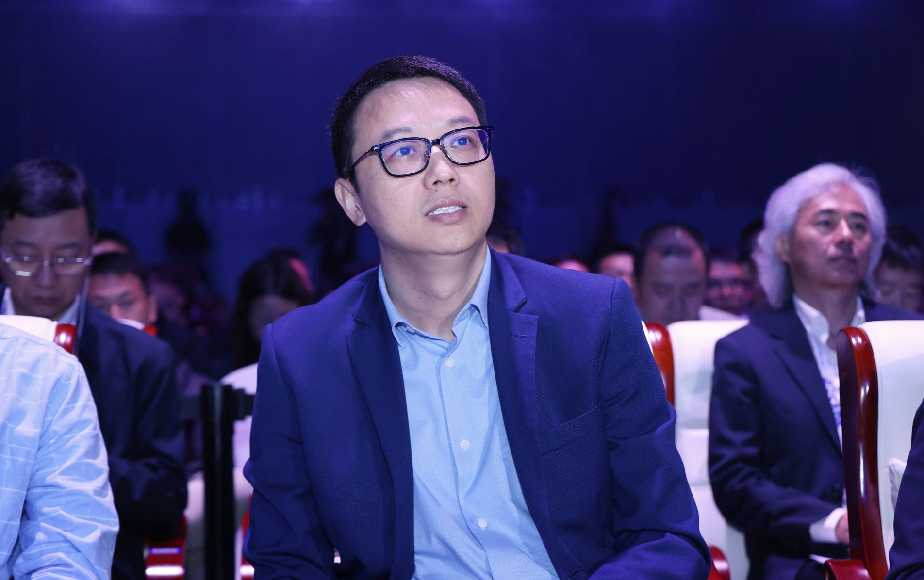 (阿里巴巴集团ceo,阿里云智能集团董事长兼ceo吴泳铭)