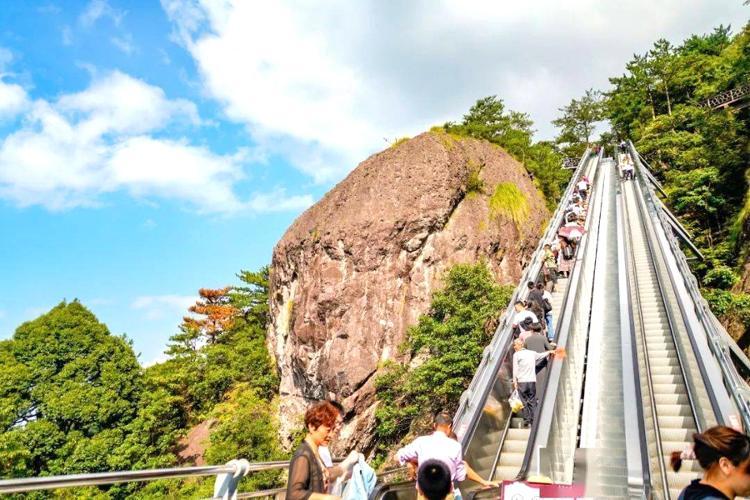 浙江台州神仙居上山扶梯.