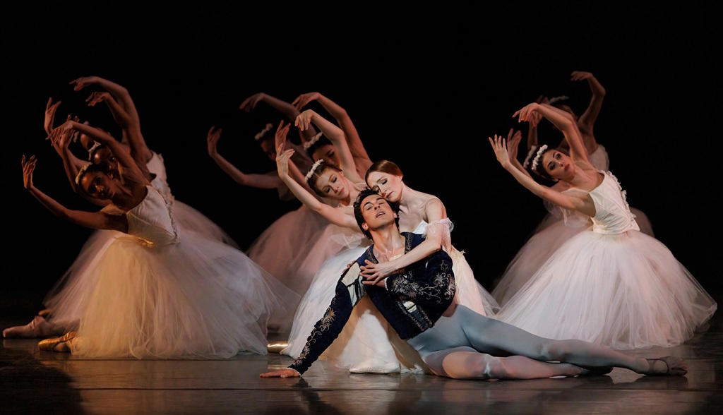 美国芭蕾舞剧院时隔23年再登上海大剧院 《吉赛尔》之余还带来"上海