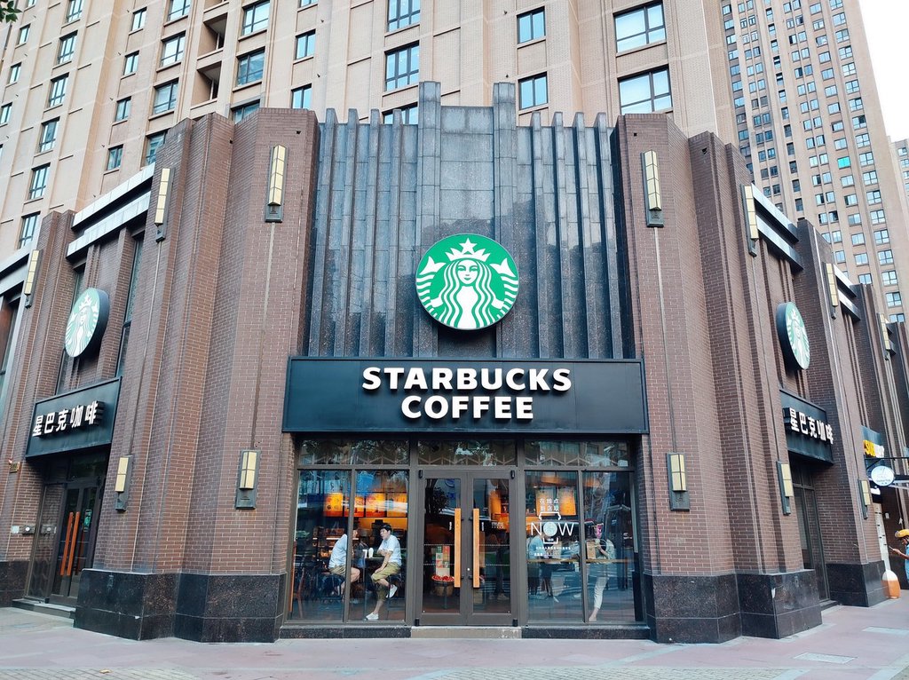 上财季净利增近四成超预期,中国市场营收增8%|星巴克_新浪财经_新浪网