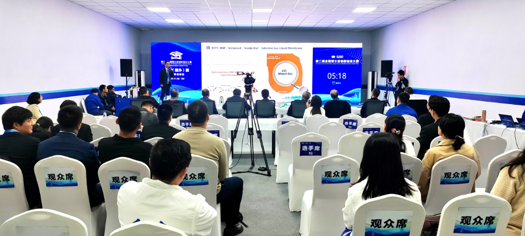 渝论场|厚积"博"发!这些"最强大脑"因何来渝筑巢_新浪财经_新浪网