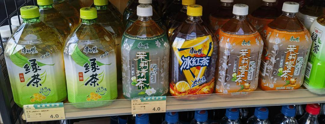 "康师傅涨价"上热搜,记者咨询客服未获确切答复,目前零售饮品低于3元