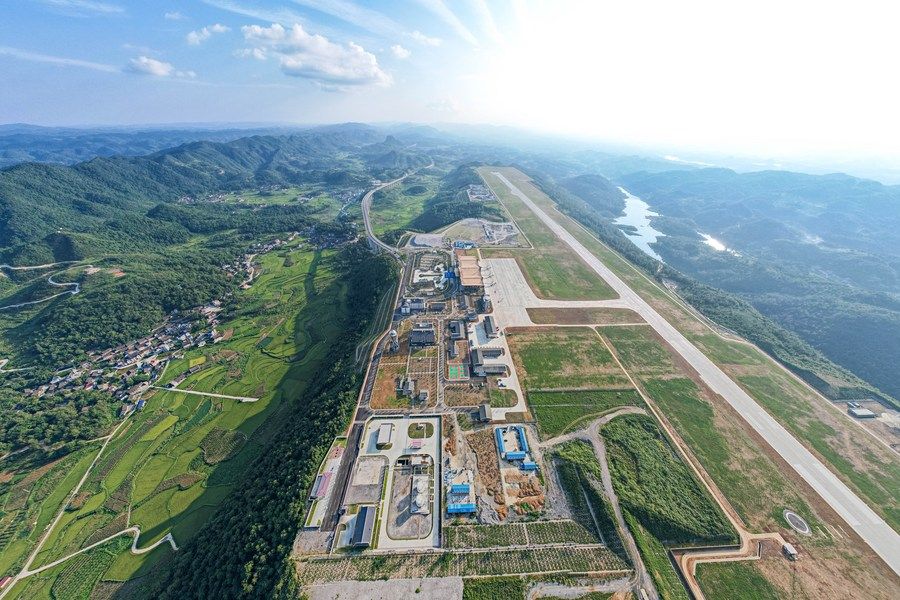 这是8月17日在湖南省湘西土家族苗族自治州花垣县花垣镇老天坪村拍摄