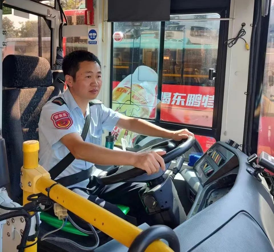 图片由受访者提供彭静波是土生土长的荆门人,家住中心城区团结街.