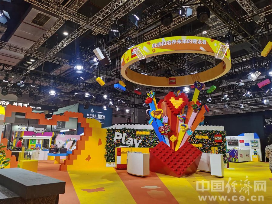 第六届进博会消费品展区.中国经济网记者 魏金金/摄