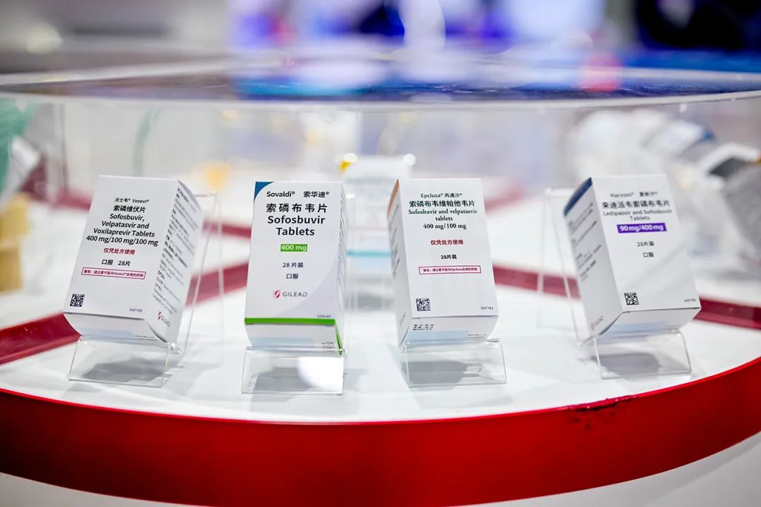 吉利德科学亮相第六届进博会,首次揭秘多款明星产品背后创新科技|进博