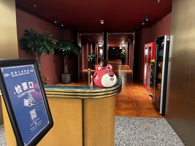 检票口. 张熠 摄