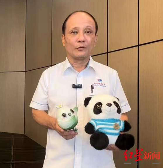  ▲中国总商会马六甲州分会会长李传财参加座谈