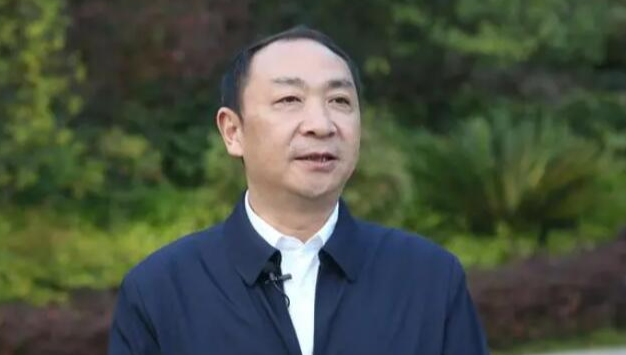 毕节七星关区原区长刘庆被双开通报称其结交政治骗子生活作风腐化