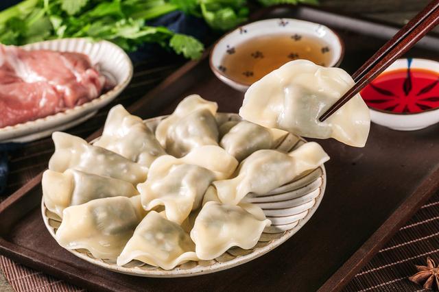 立冬饺子少不了,鸡鸭鱼肉也得滋补起来_新浪财经_新浪网