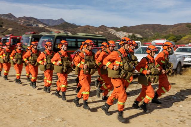 北京市房山区某地森林火灾演习现场,国家消防救援局机动支队驻房山的