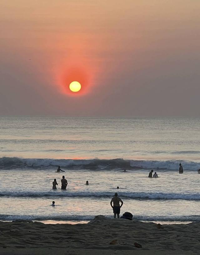 知名网红仲尼被证实在巴厘岛溺亡 当地潜水员:正值雨季 下海游泳非常