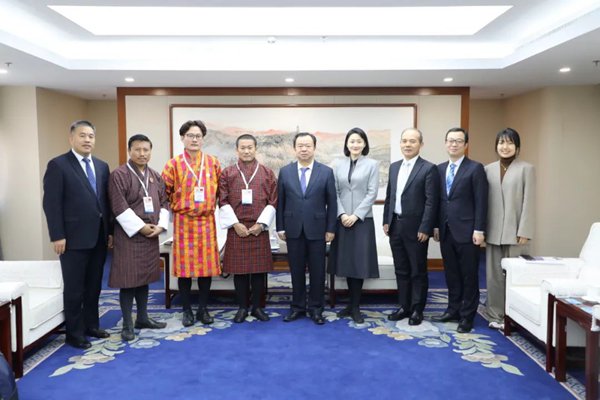 赵峰涛副署长礼节性会见中不(丹)传统医学研修班学员代表|不丹_新浪